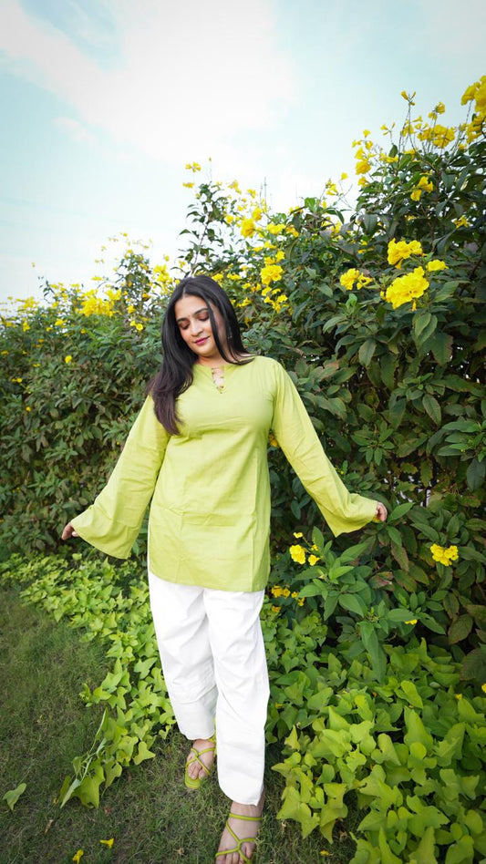 Farshi Mehfil - Pista Green