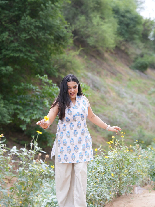 Neel Kinara - Kurti